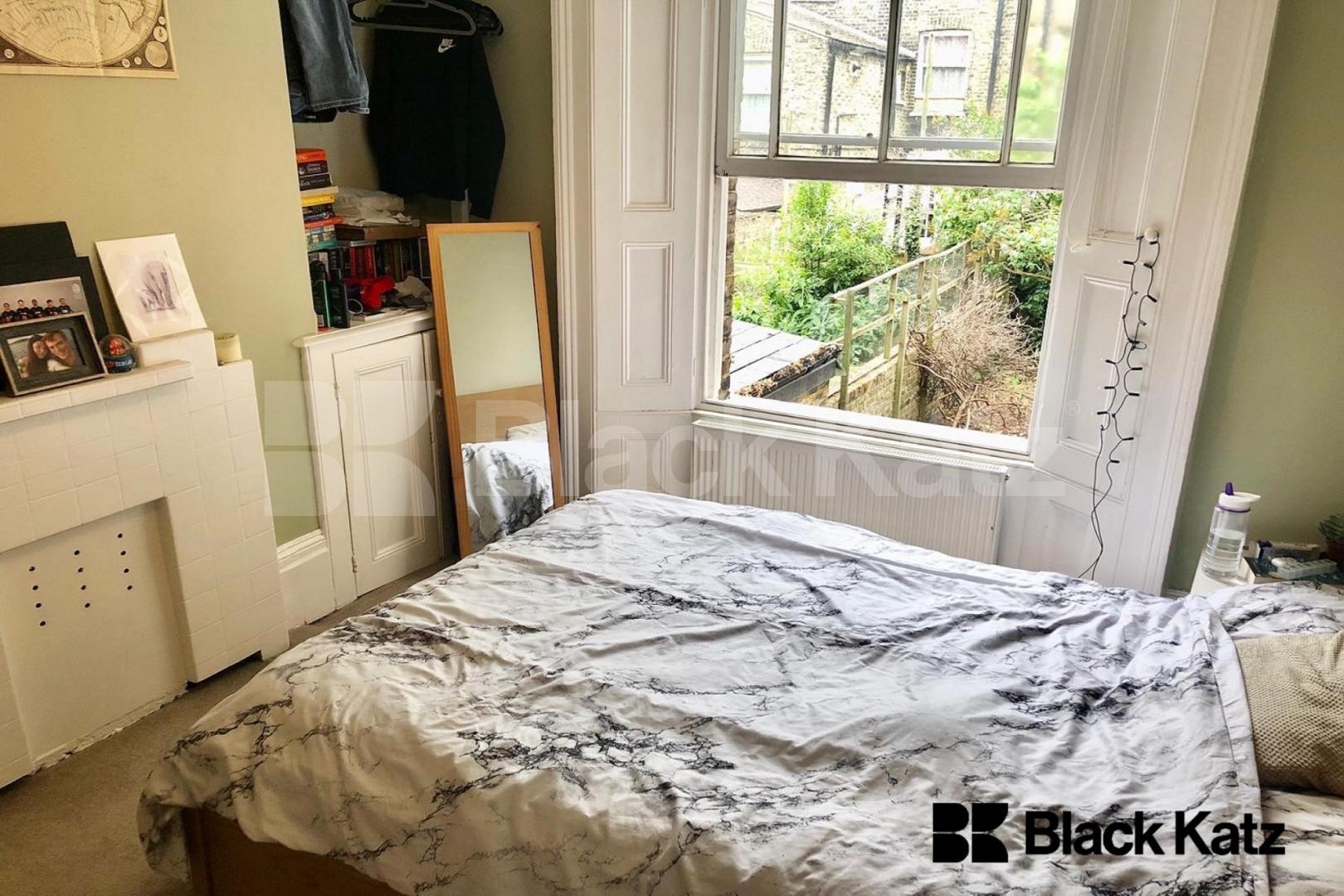 Rent is inclusive of Gas, Electricity, Internet & Water Rates & Council Tax  Wansey Street, London Bridge